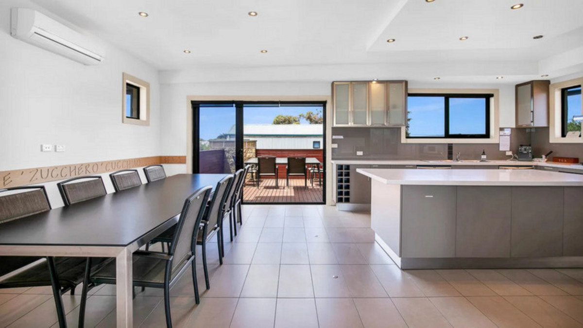 18 Dover Street, Sunderland Bay VIC 3922, Sunderland Bay - Thumbnail 3
