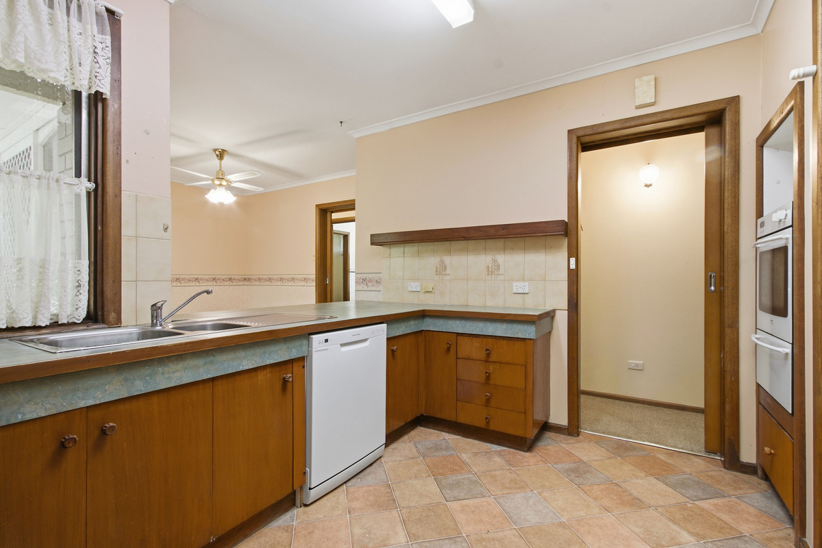 3-5 Catterick Avenue, Churchill VIC 3842, Churchill - Thumbnail 7