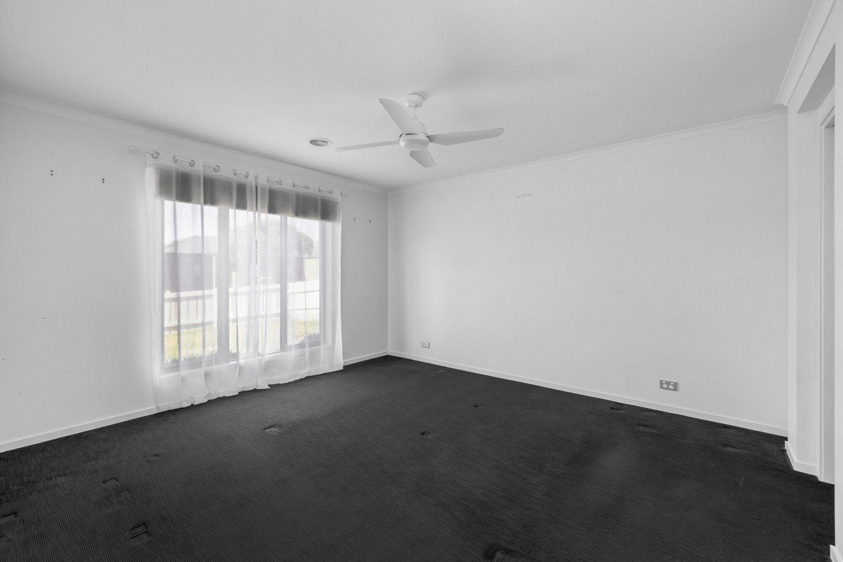 37 Thwaites Road, Pakenham VIC 3810, Pakenham - Thumbnail 7