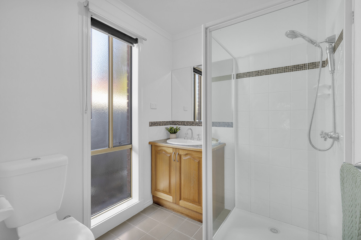 90 Huntingtower Crescent, Langwarrin VIC 3910, Langwarrin - Thumbnail 5