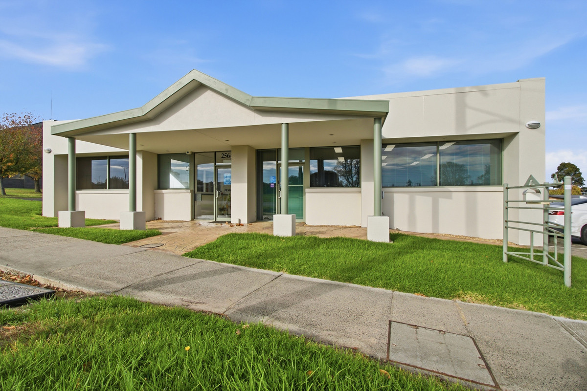 256-256A Commercial Road, Morwell VIC 3840, Morwell - Image 1