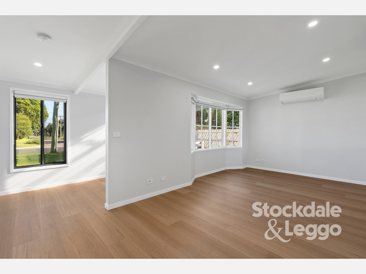 11 Colin Street, Capel Sound VIC 3940, Capel Sound - Thumbnail 2