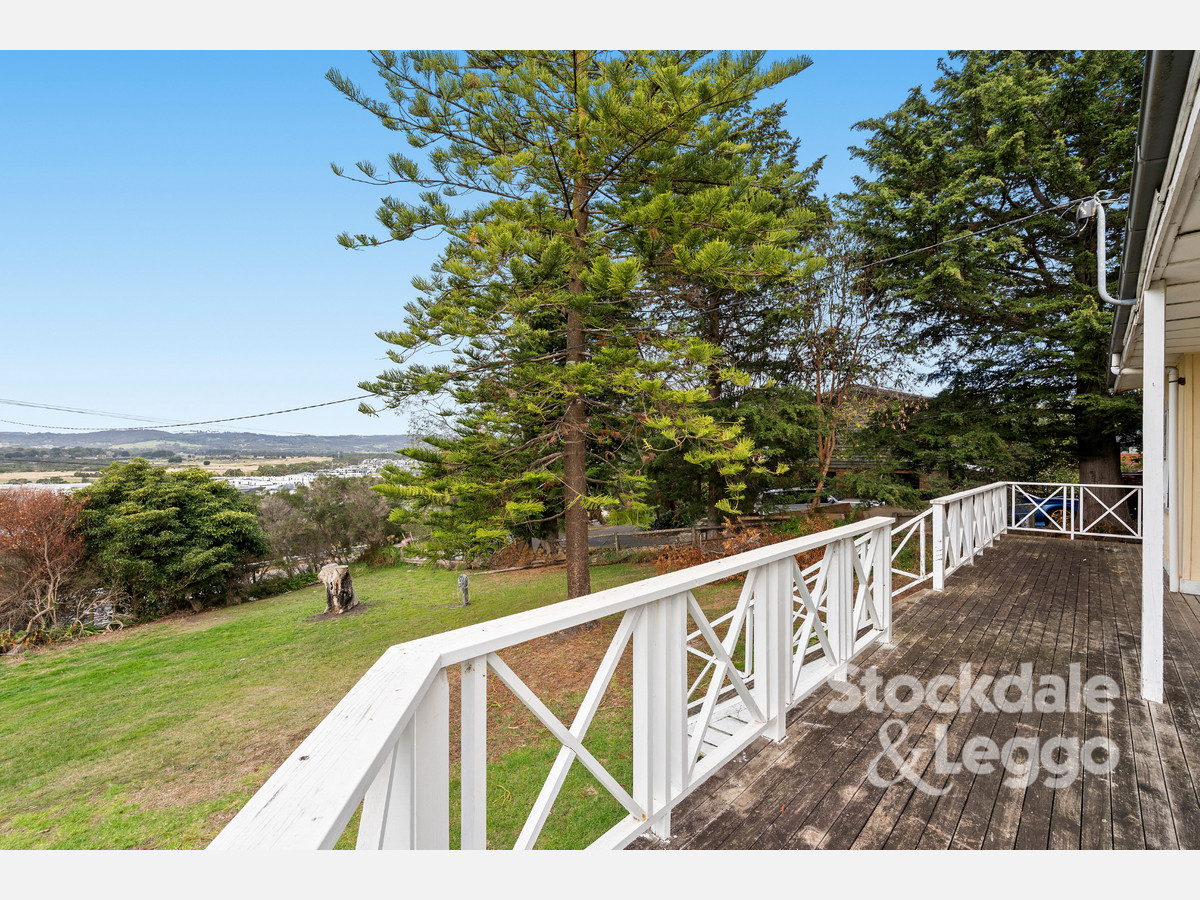 121 Bruce Road, Mount Martha VIC 3934, Mount Martha - Thumbnail 2