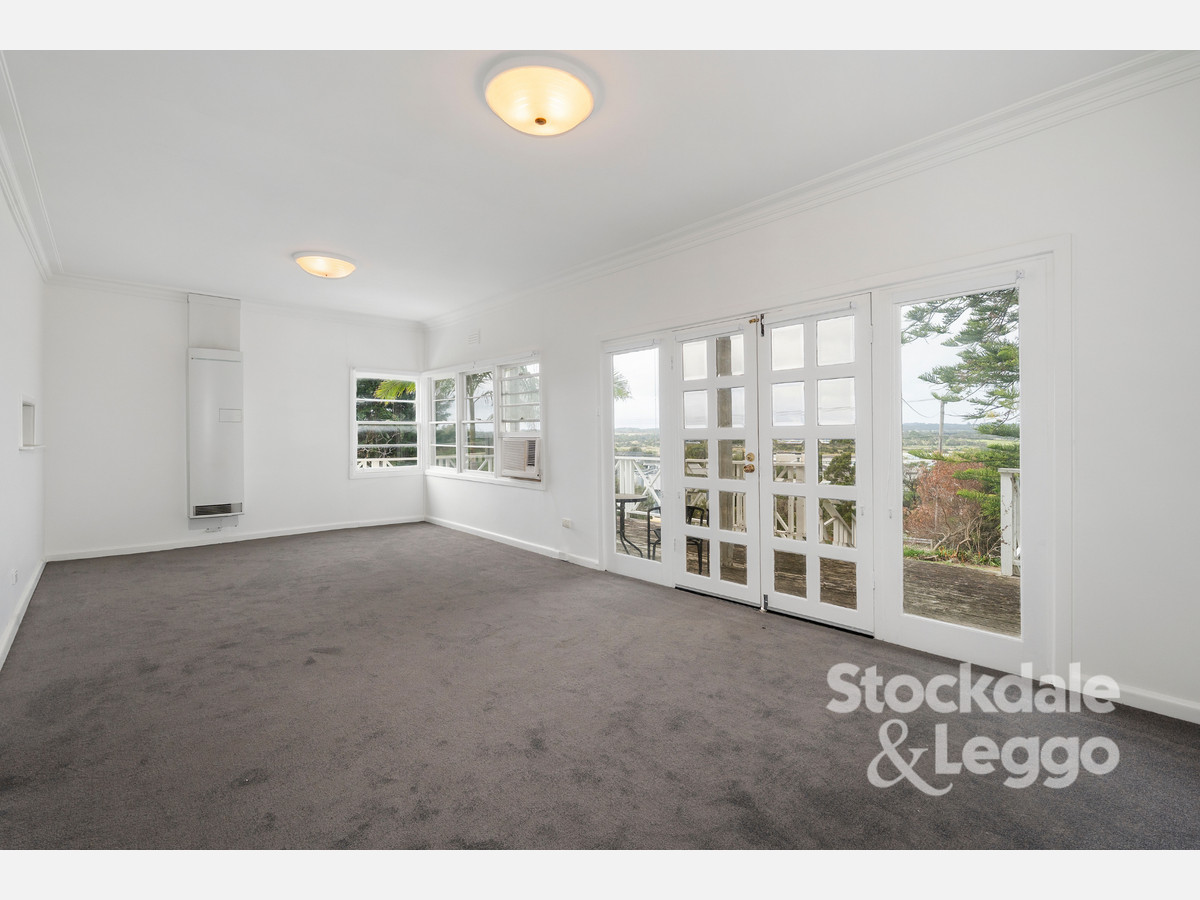 121 Bruce Road, Mount Martha VIC 3934, Mount Martha - Thumbnail 3
