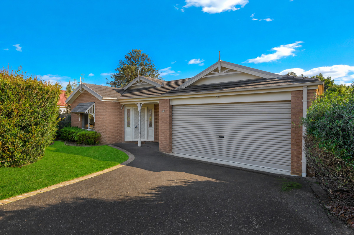 90 Huntingtower Crescent, Langwarrin VIC 3910, Langwarrin - Image 1