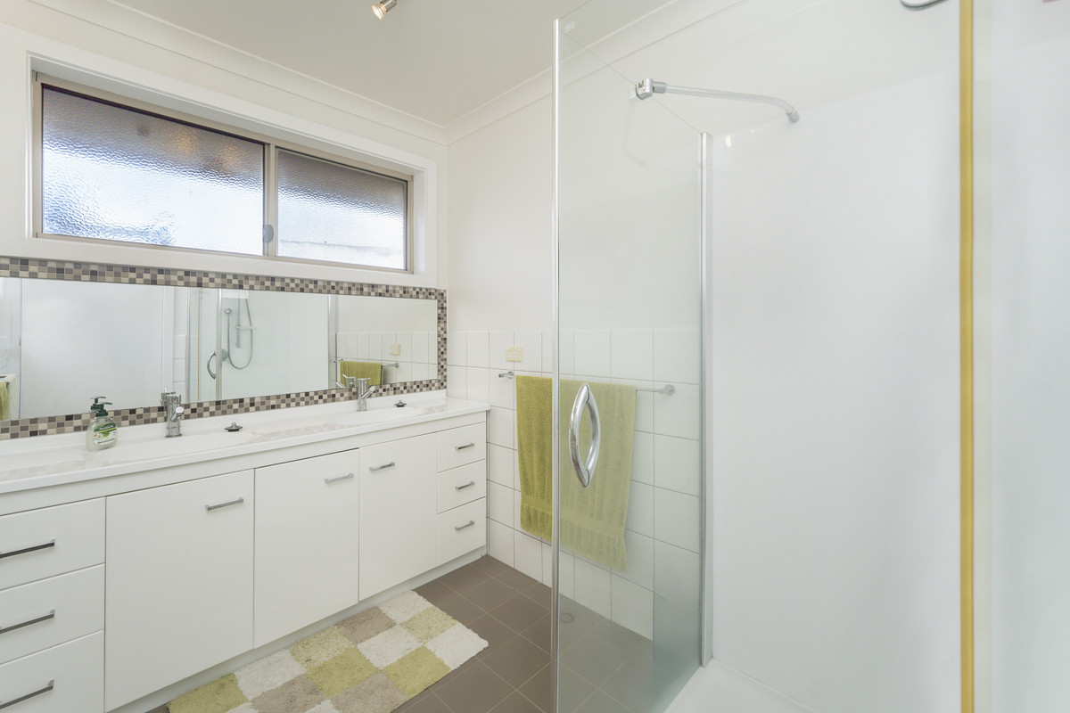 53 Mickle Crescent, Warrnambool VIC 3280, Warrnambool - Thumbnail 8