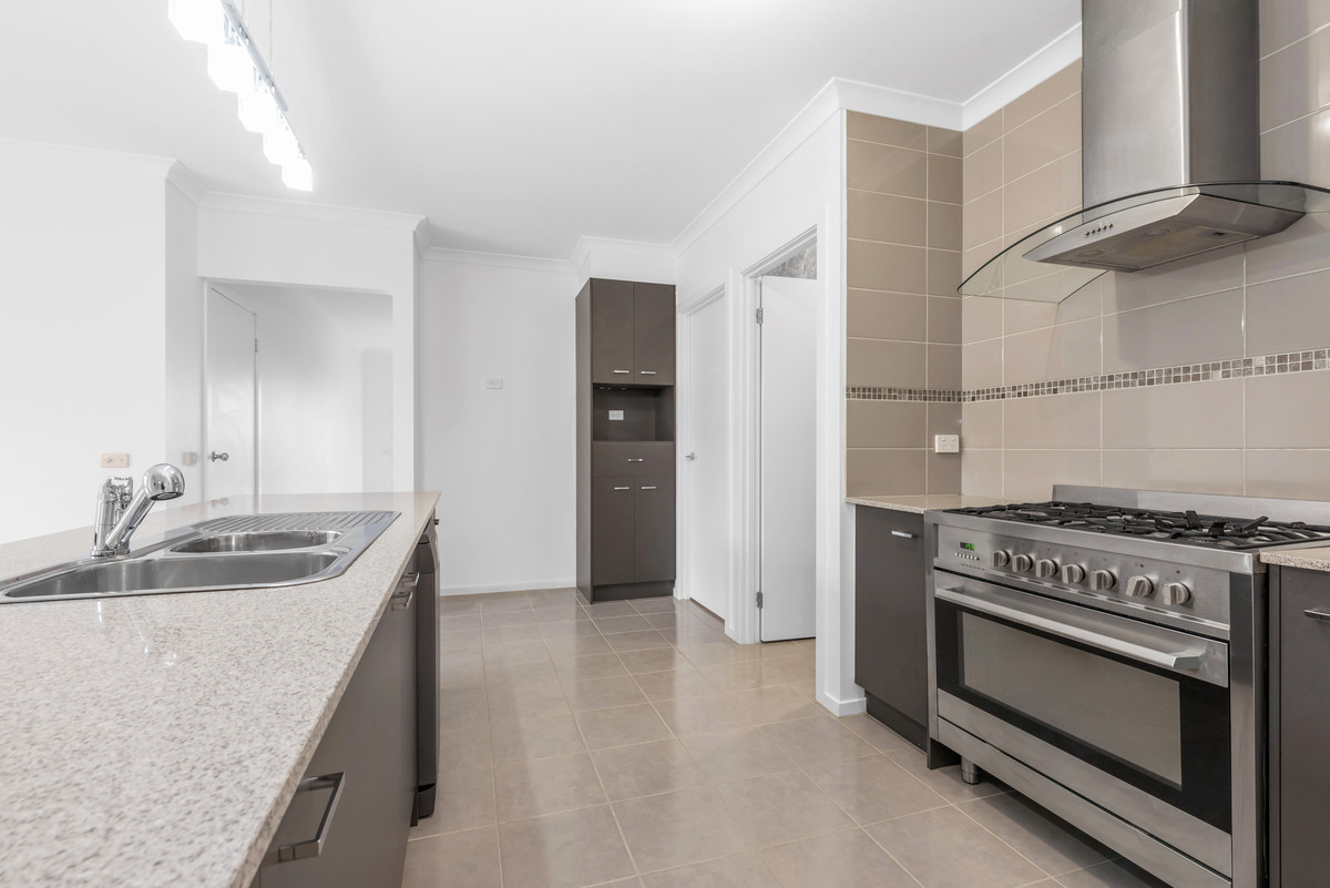 27 Tuscany Rise, Pakenham VIC 3810, Pakenham - Thumbnail 8