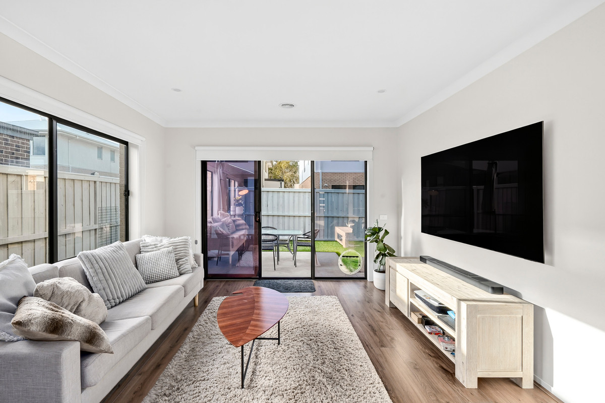 9 Mentelle Street, Mount Duneed VIC 3217, Mount Duneed - Thumbnail 3