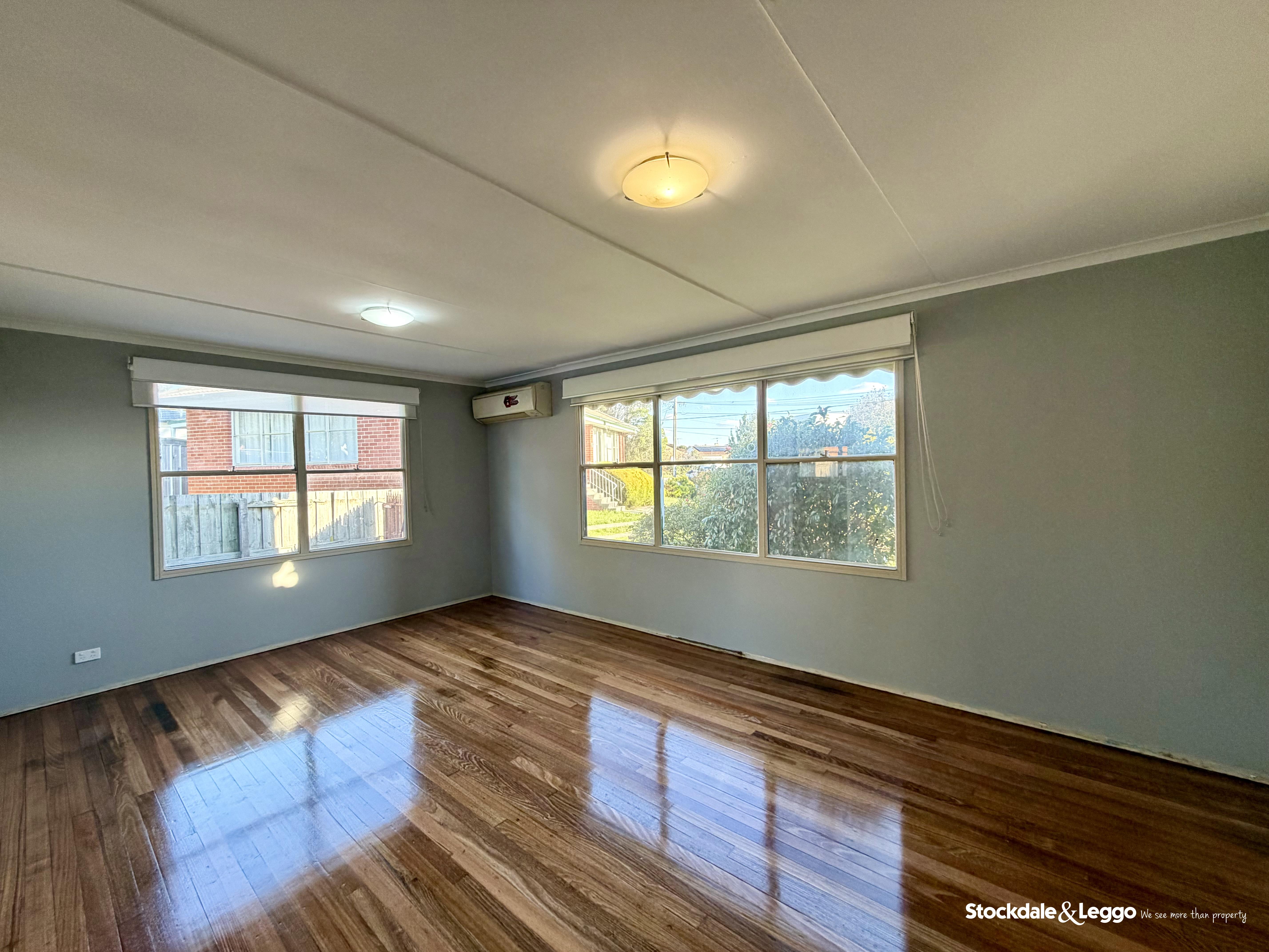 4 Waratah Street, Doveton VIC, Doveton - Thumbnail 2