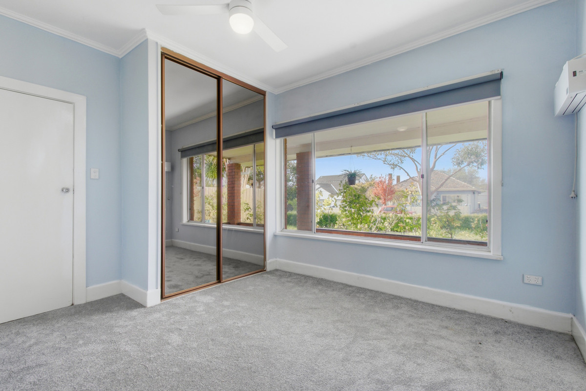 17 Latrobe Road, Morwell VIC 3840, Morwell - Thumbnail 2