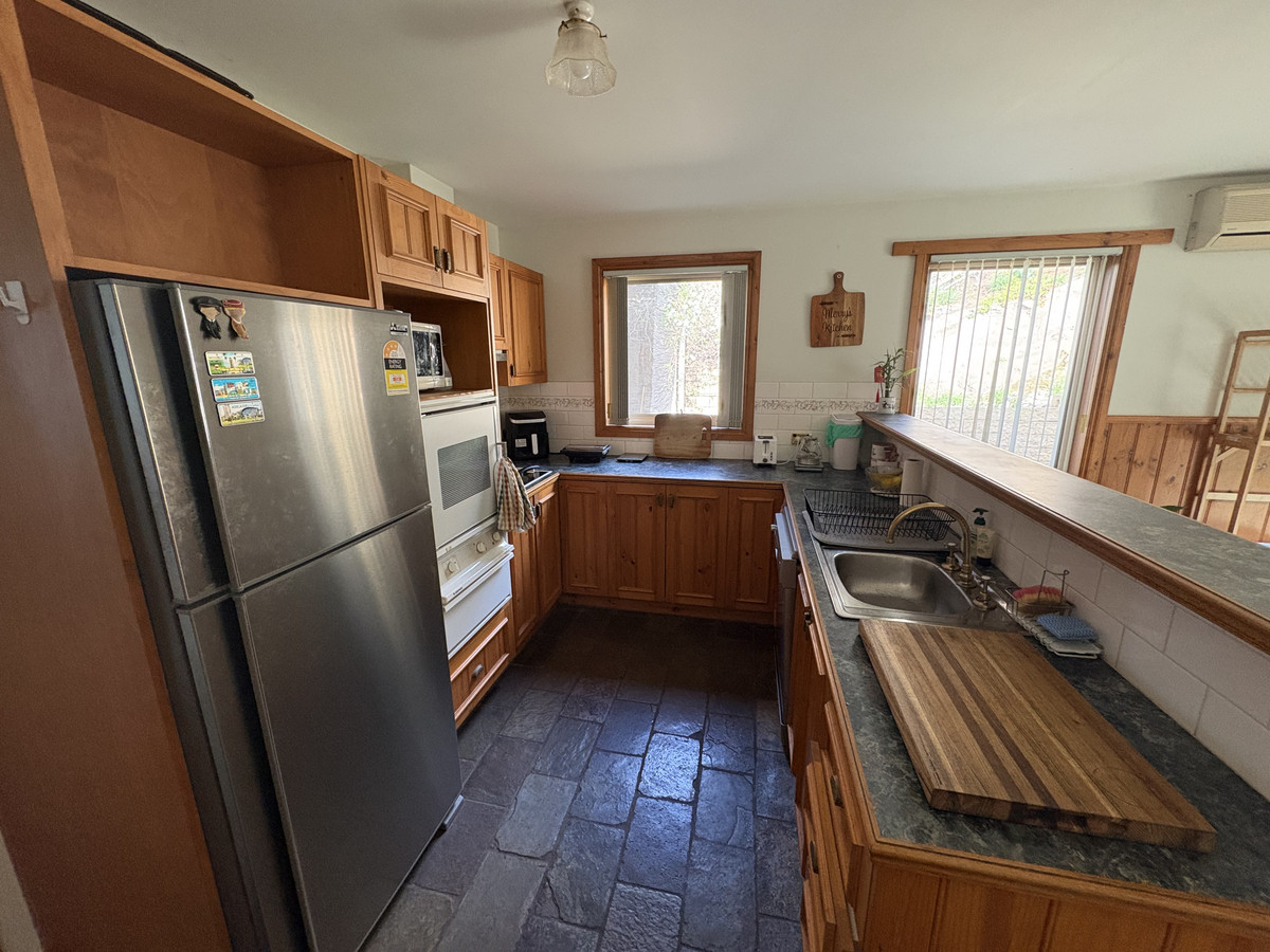 87 Harris Street, WARRNAMBOOL VIC 3280, Warrnambool - Thumbnail 2