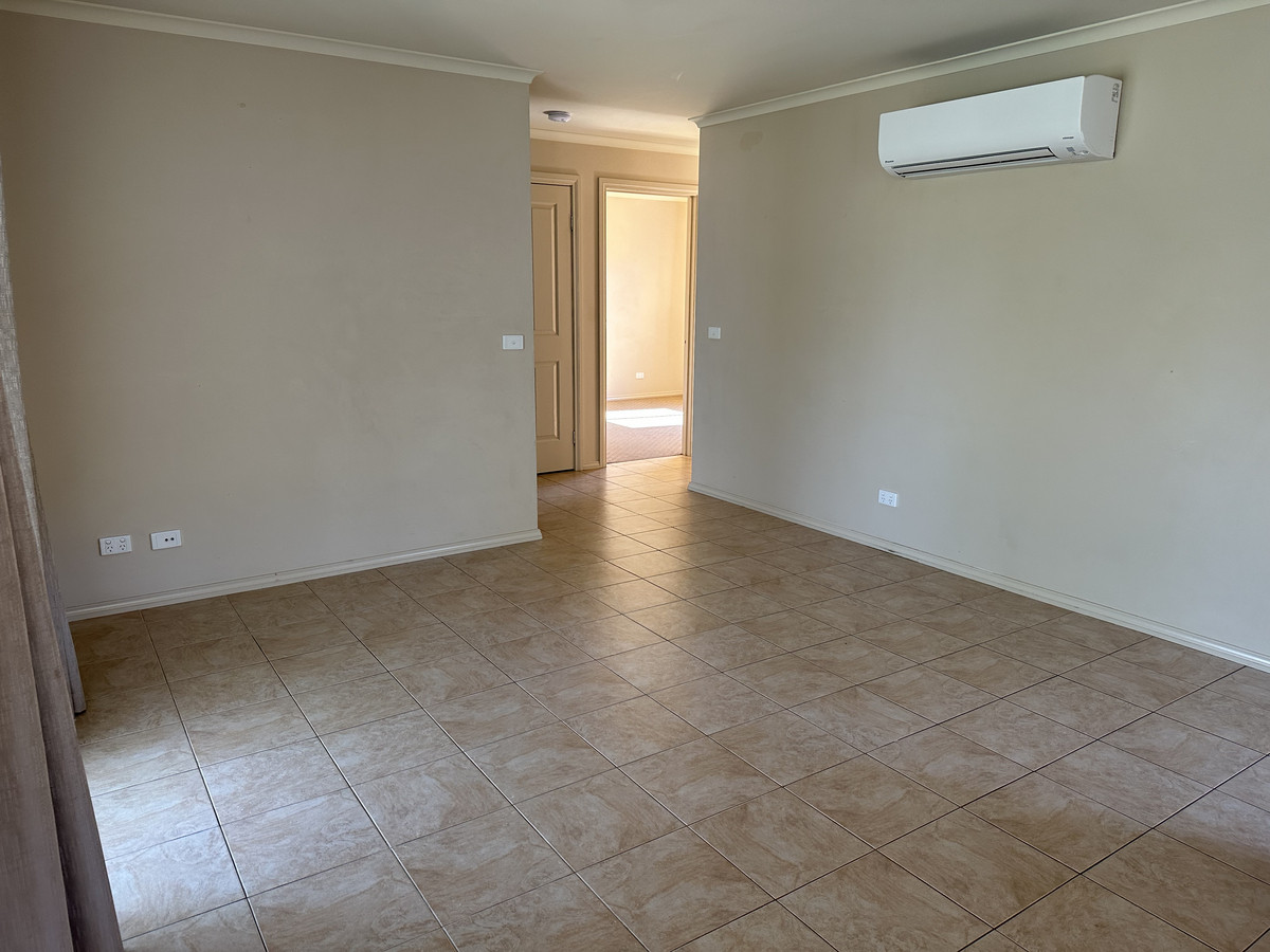 2 / 110 Swallow Street, Shepparton VIC 3630, Shepparton - Thumbnail 2