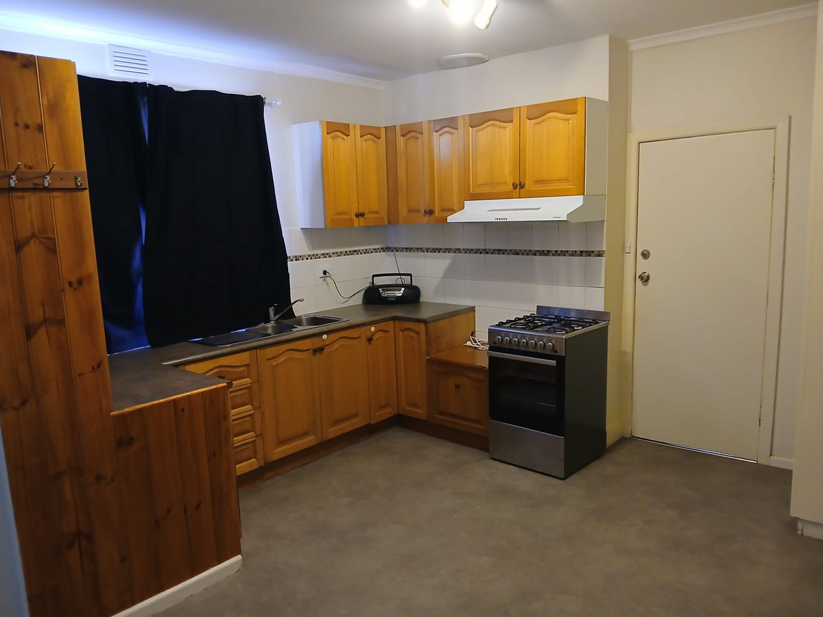 10 Dunbar Avenue, MORWELL VIC 3840, Morwell - Thumbnail 3
