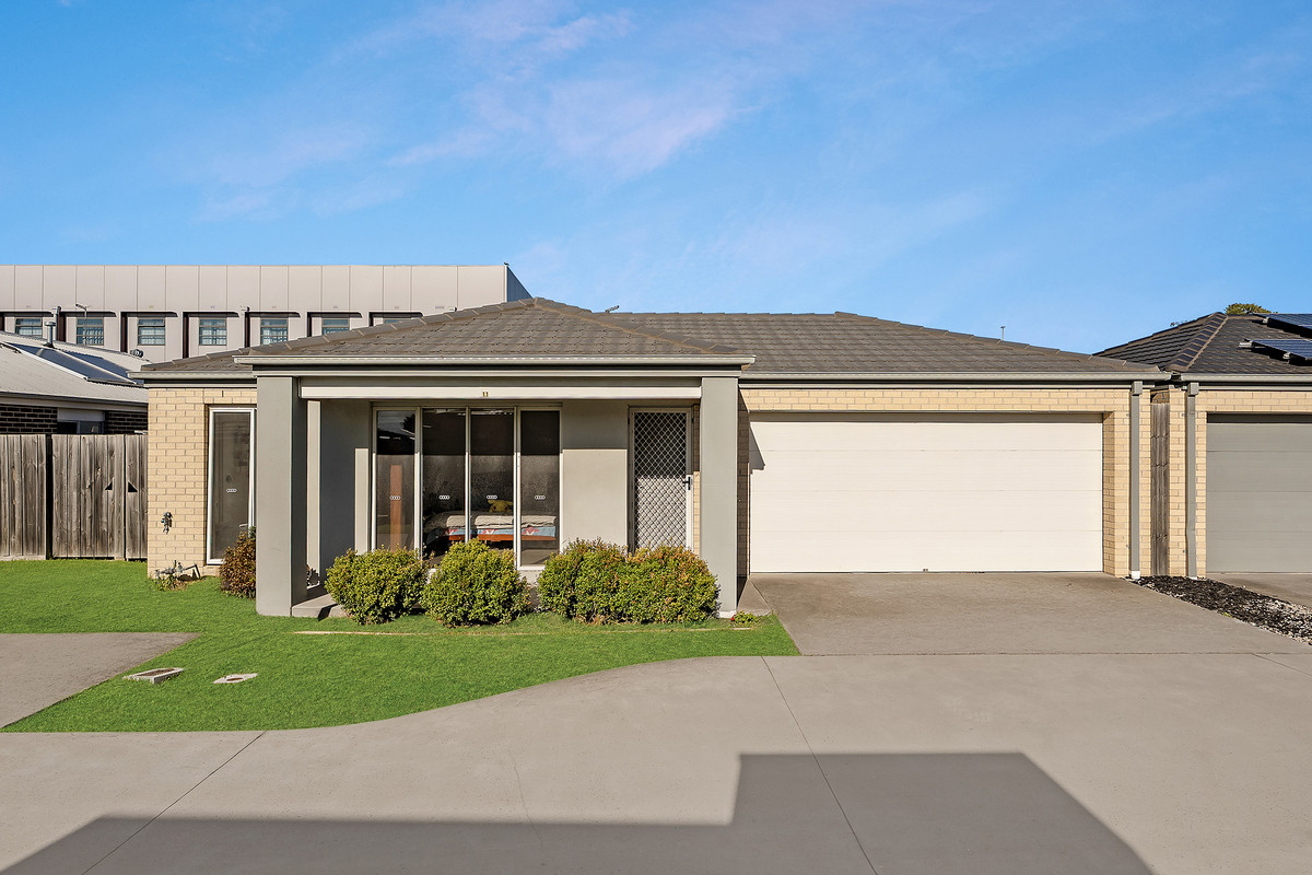 11 Quinella Way, Pakenham VIC 3810, Pakenham - Image 1