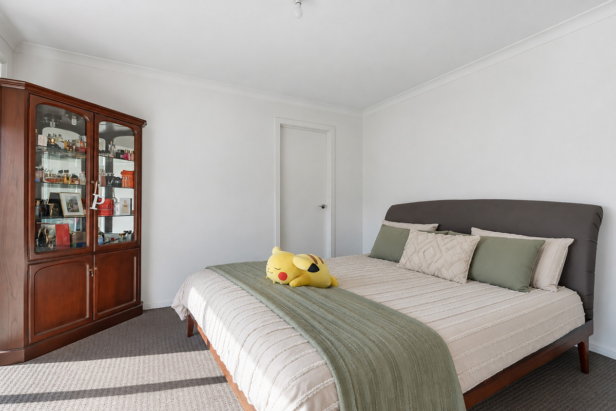 11 Quinella Way, Pakenham VIC 3810, Pakenham - Thumbnail 6