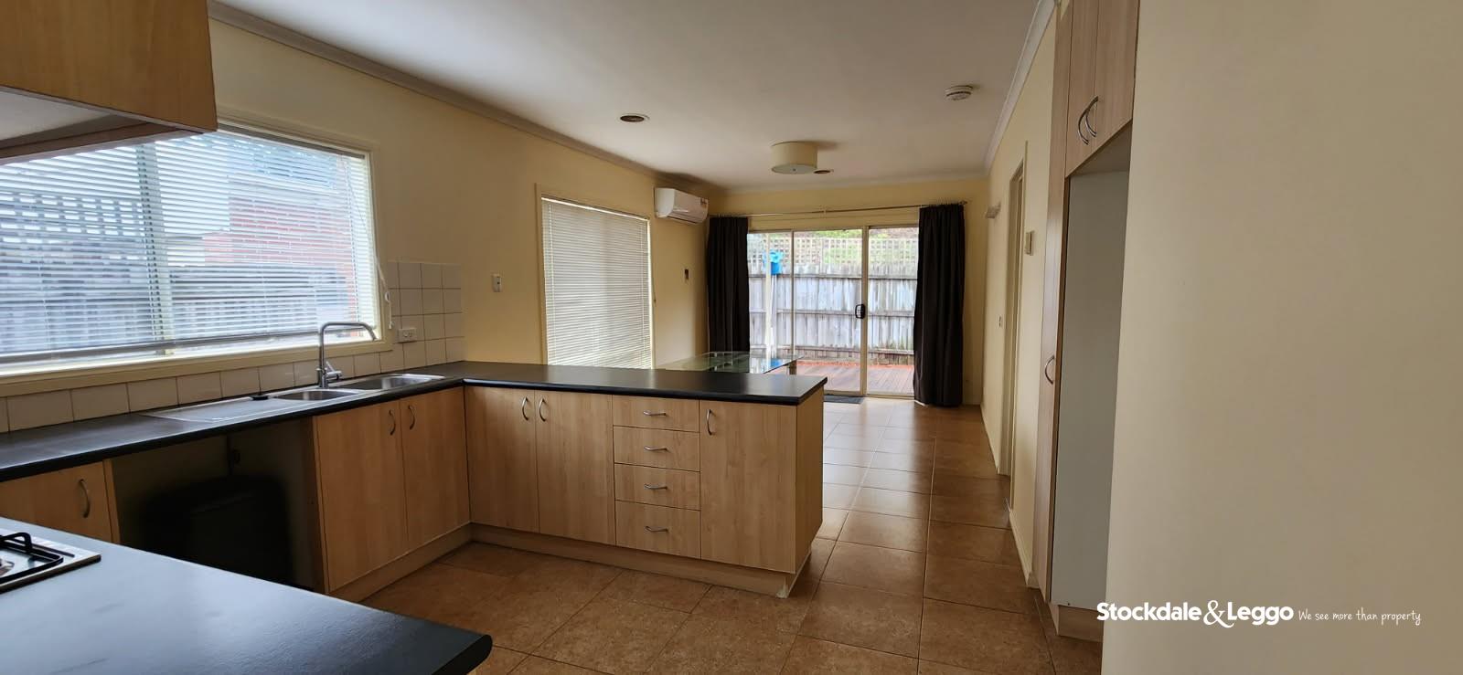 5 Hamilton Place, Mount Waverley, VIC, 3149, Doveton - Thumbnail 4