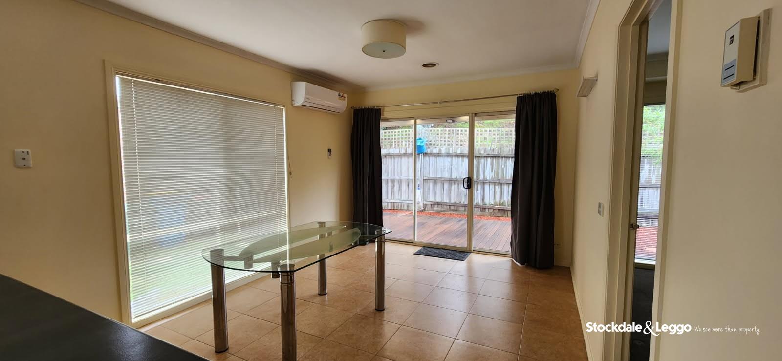 5 Hamilton Place, Mount Waverley, VIC, 3149, Doveton - Thumbnail 3