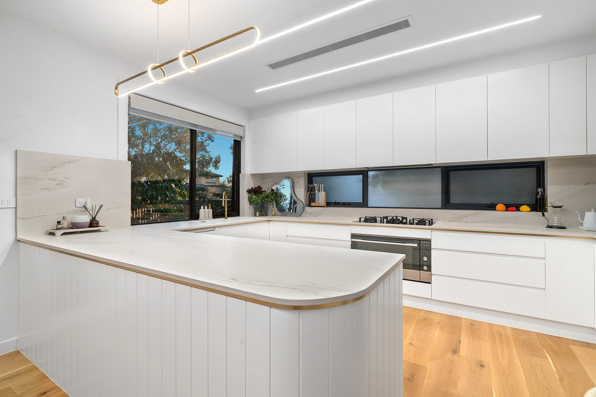 1 / 27 Neil Street, Hadfield VIC 3046, Hadfield - Thumbnail 2