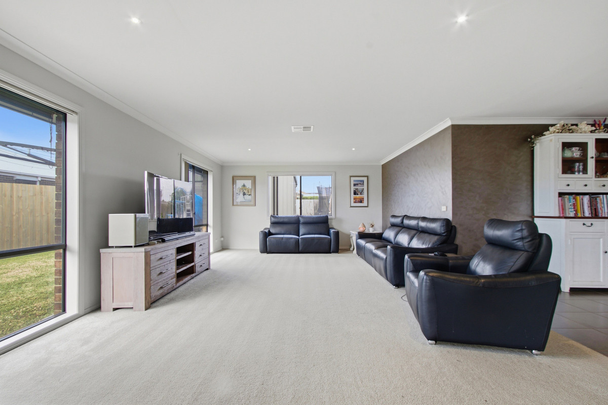 15 Donegal Avenue, Traralgon VIC 3844, Traralgon - Thumbnail 8