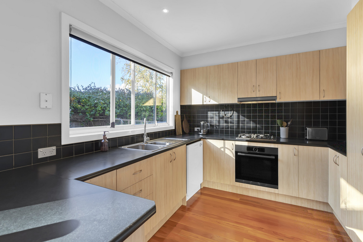 6 Wahgunyah Crescent, Langwarrin VIC 3910, Langwarrin - Thumbnail 4