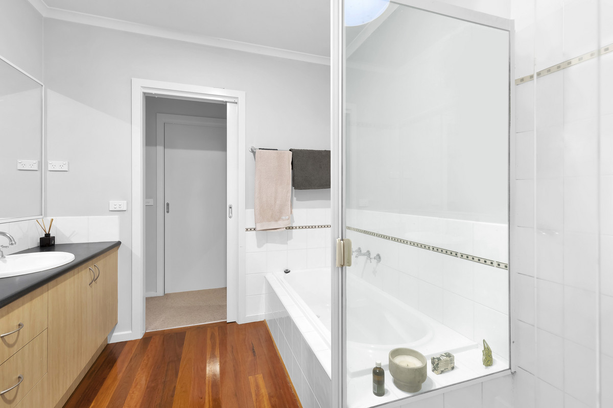 6 Wahgunyah Crescent, Langwarrin VIC 3910, Langwarrin - Thumbnail 7