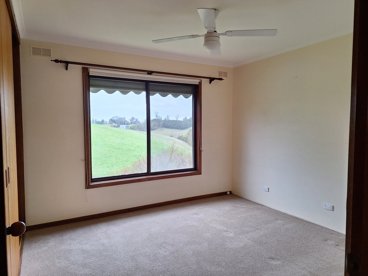 10 Dickies Hill Road, Mirboo North VIC 3871, Mirboo North - Thumbnail 8
