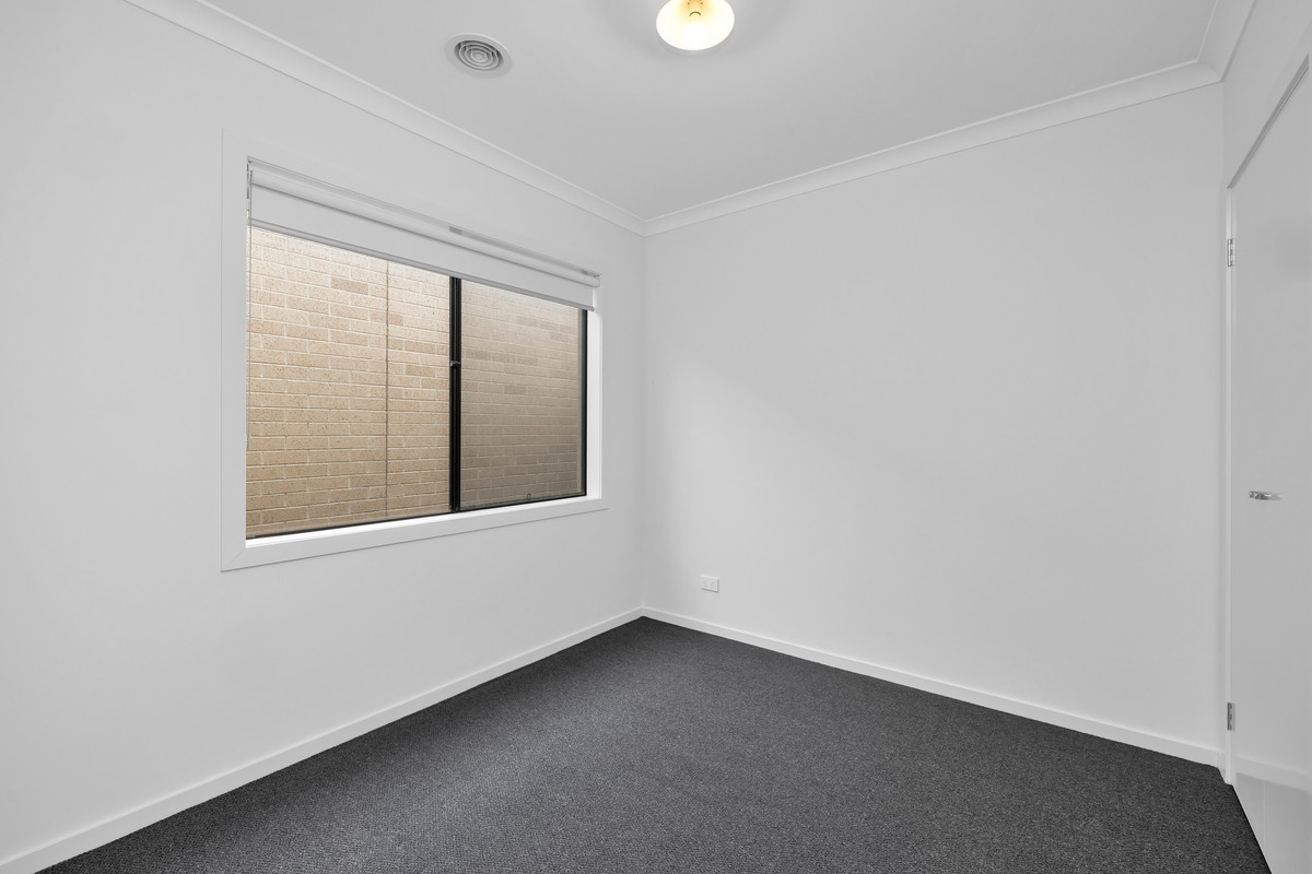 13 Sherbet Street, Clyde North VIC 3978, Clyde North - Thumbnail 8
