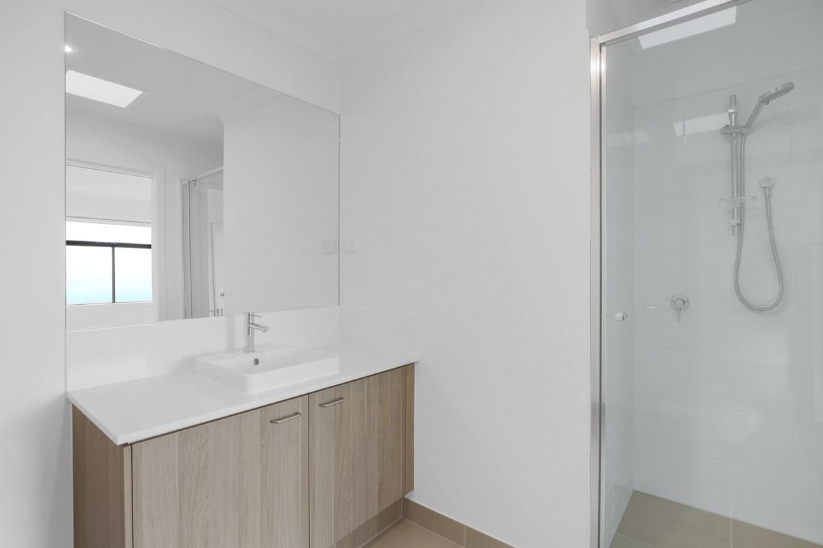 68 Wild Goose Way, Clyde North VIC 3978, Clyde North - Thumbnail 8