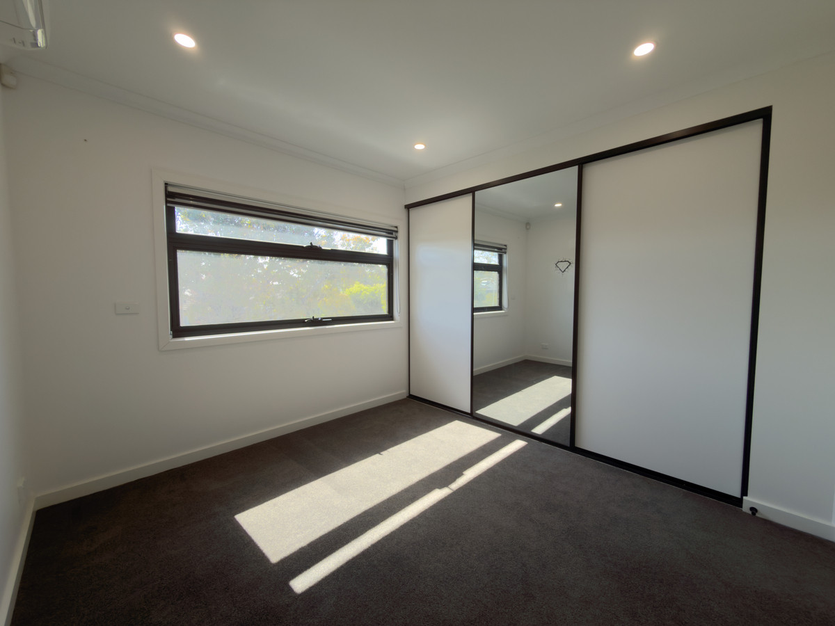 1 / 12 Hubert Avenue, Glenroy VIC 3046, Glenroy - Thumbnail 8