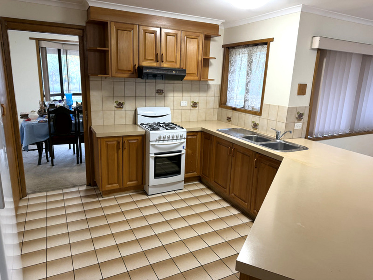 32 Andrews Court, Bannockburn VIC 3331, Bannockburn - Thumbnail 2