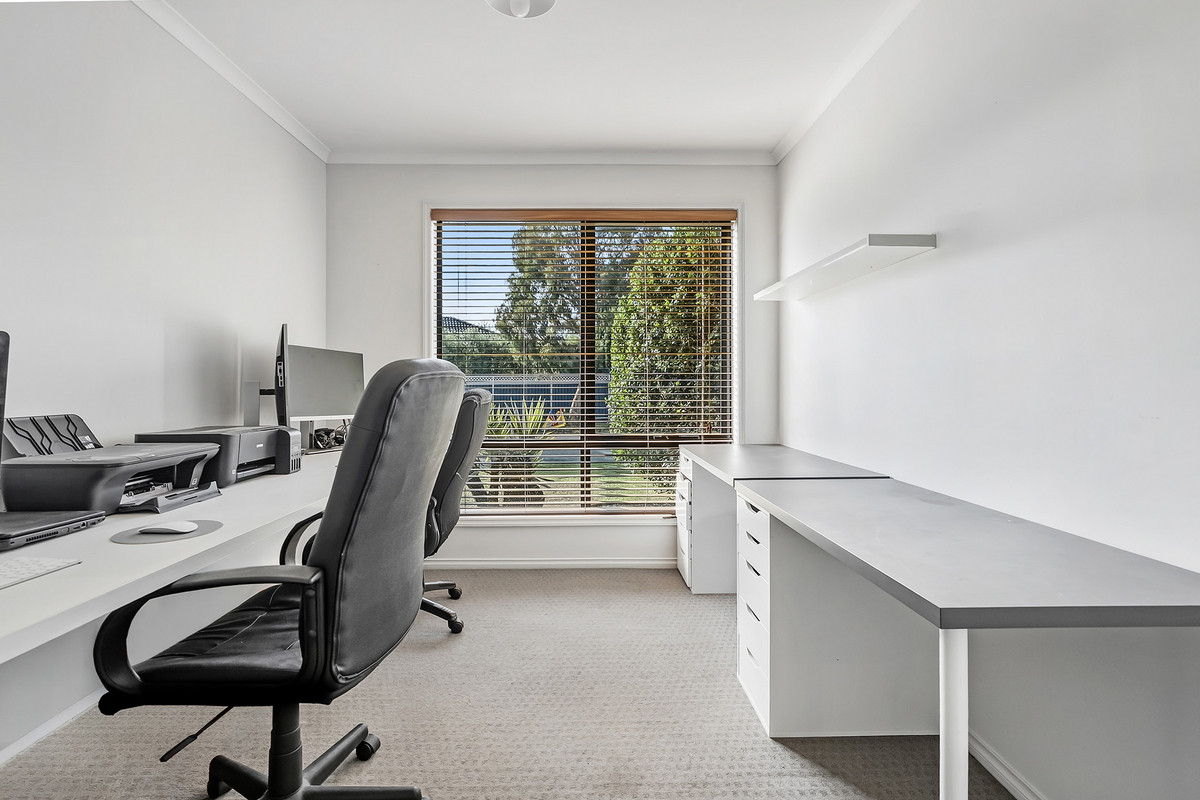 75 The Parkway, PAKENHAM VIC 3810, Pakenham - Thumbnail 3
