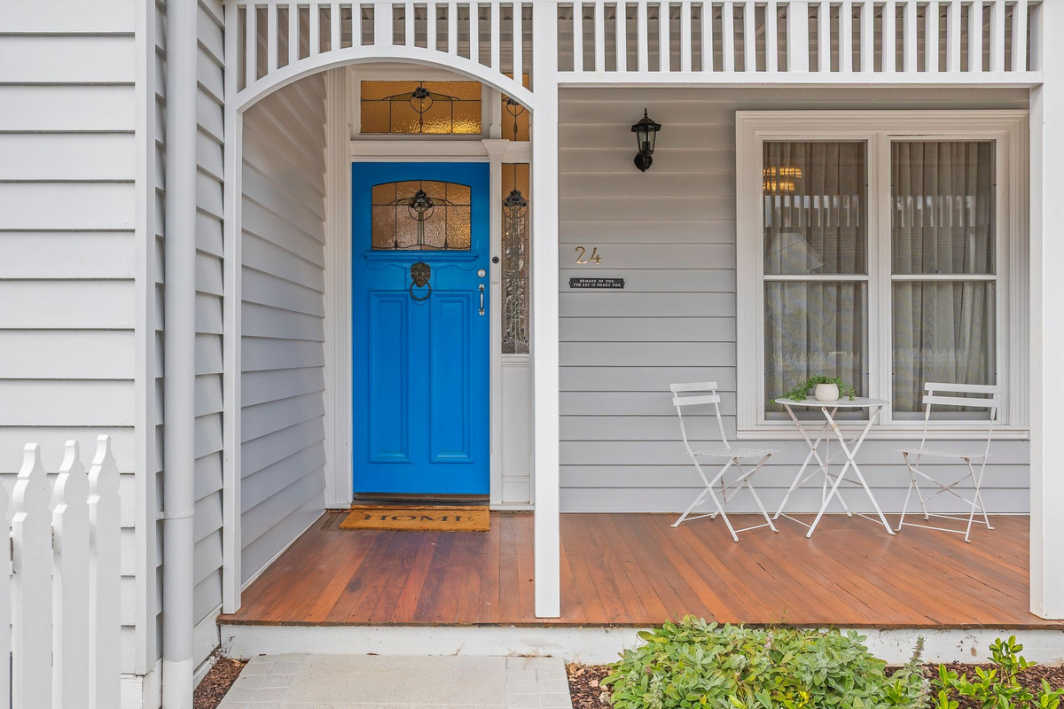 24 Coquette Street, Geelong West VIC 3218, Geelong West - Thumbnail 2