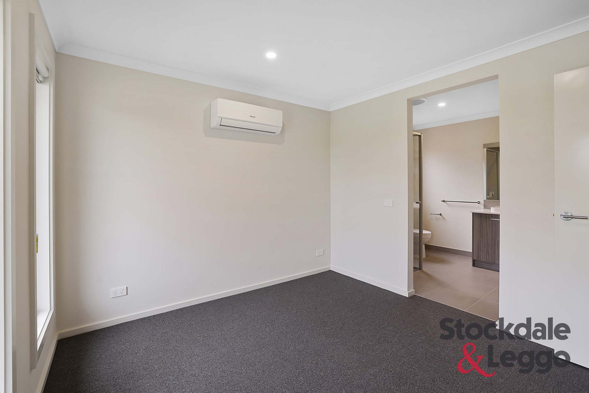 5 Tudor Terrace, Warragul VIC 3820, Warragul - Thumbnail 4