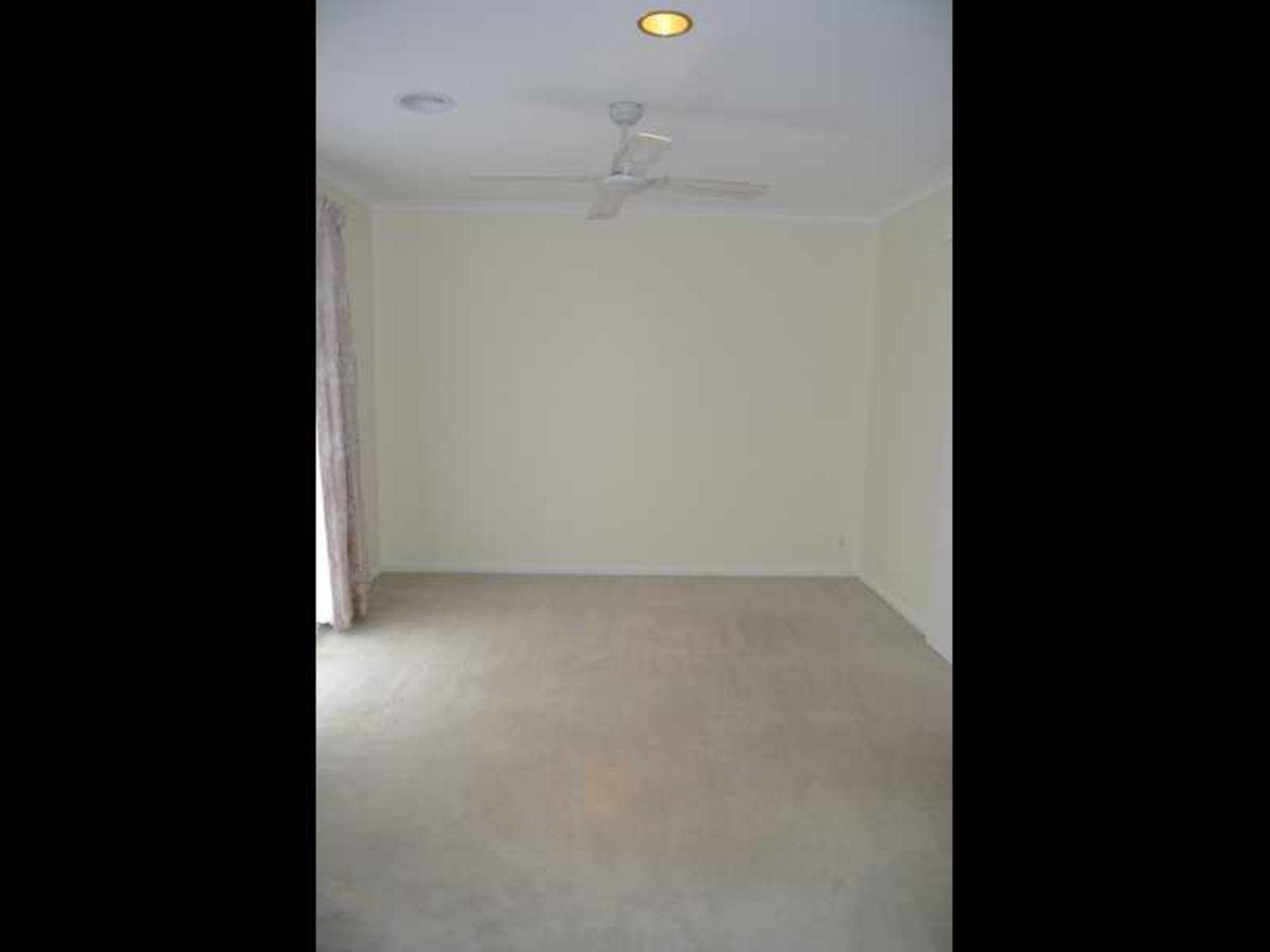 16 Cunningham Close, BACCHUS MARSH VIC 3340, Bacchus Marsh - Thumbnail 7