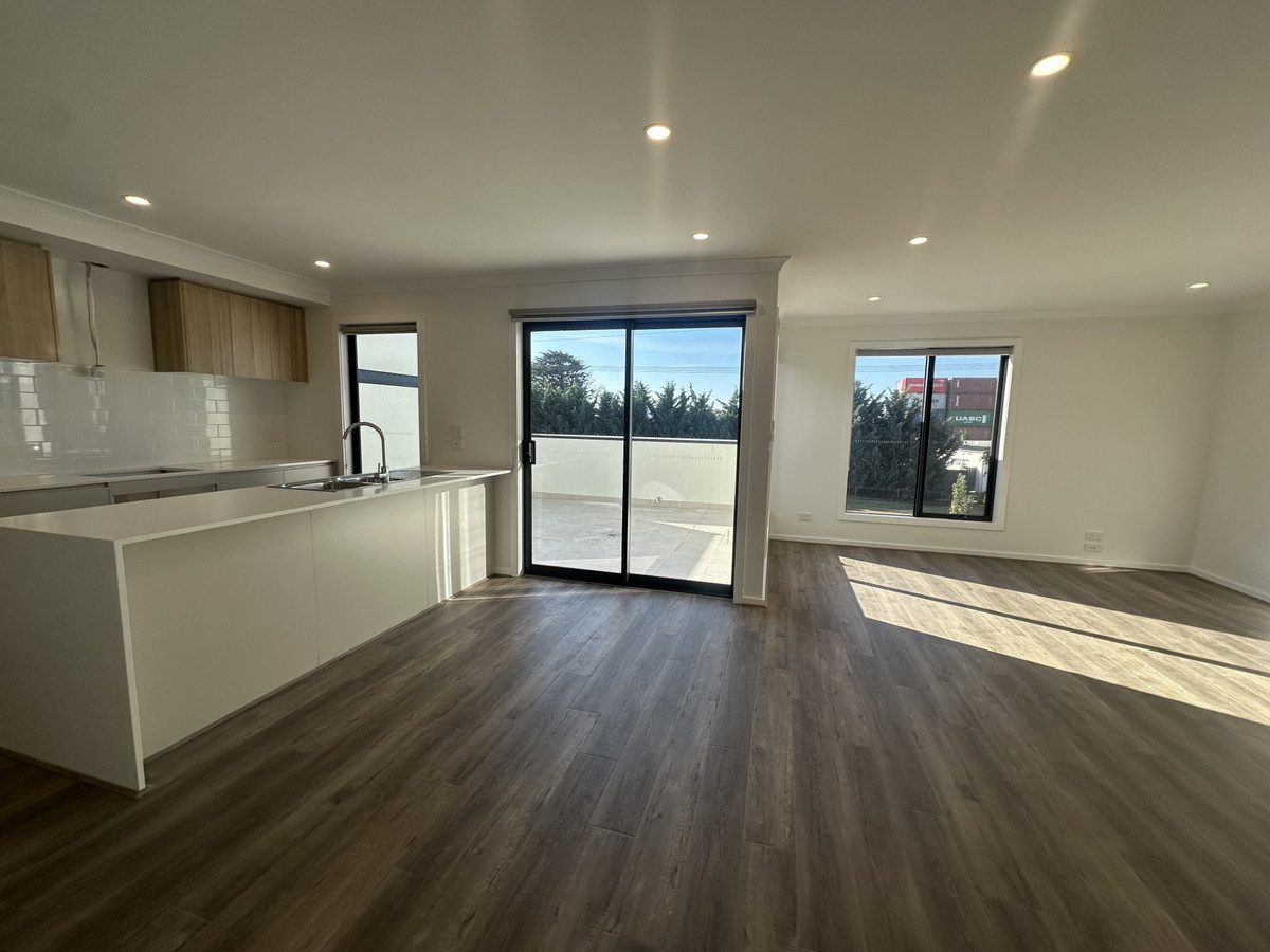 6 Blossom Drive, Maddingley VIC 3340, Maddingley - Thumbnail 2