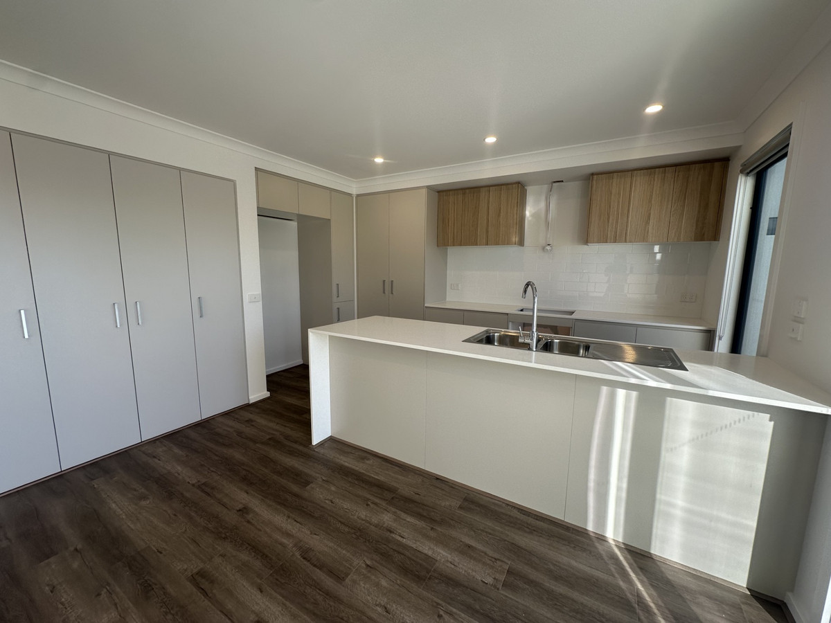 6 Blossom Drive, Maddingley VIC 3340, Maddingley - Thumbnail 3