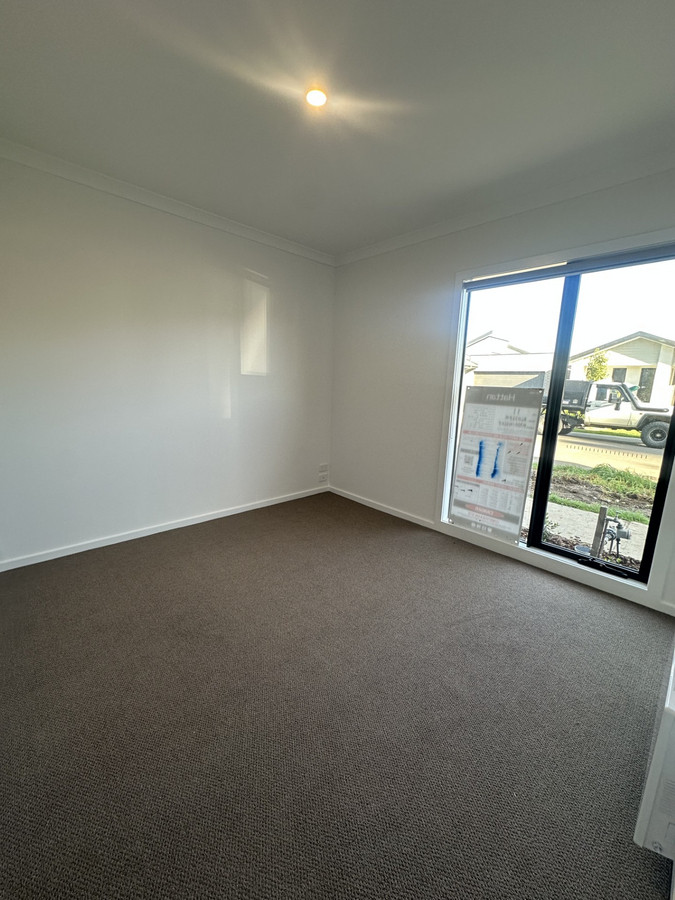 6 Blossom Drive, Maddingley VIC 3340, Maddingley - Thumbnail 6