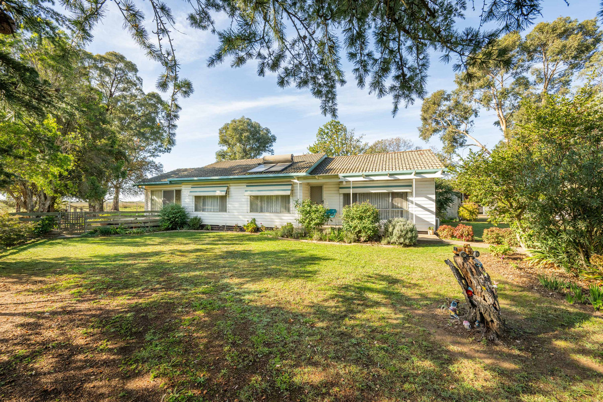 112 McPhersons Road, Mundoona VIC 3635, Mundoona - Thumbnail 4