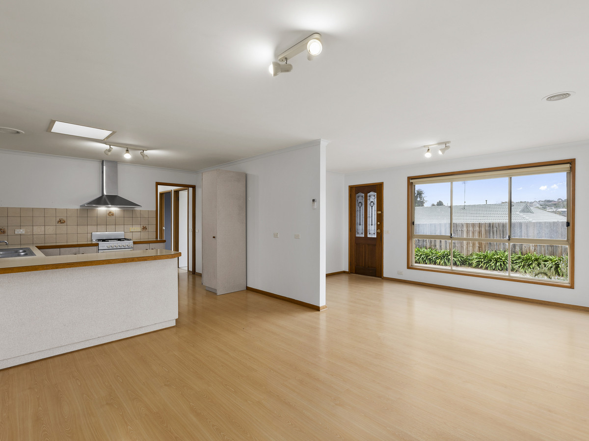 17 Panpandi Drive, CLIFTON SPRINGS VIC 3222, Clifton Springs - Thumbnail 2