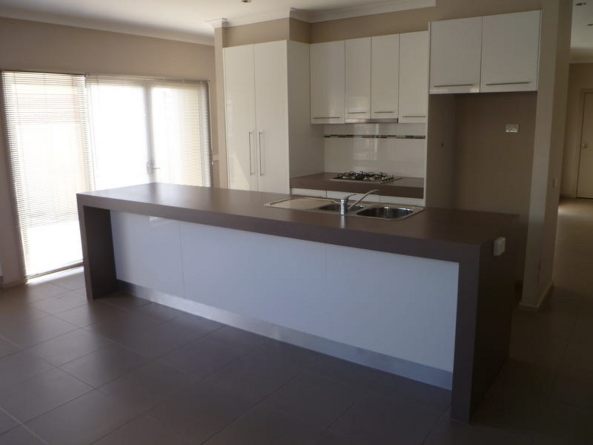 3 / 28 Logan Street, HERNE HILL VIC 3218, Herne Hill - Thumbnail 2
