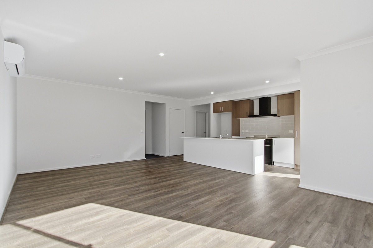 37 Jerome Street, Moe VIC 3825, Moe - Thumbnail 2