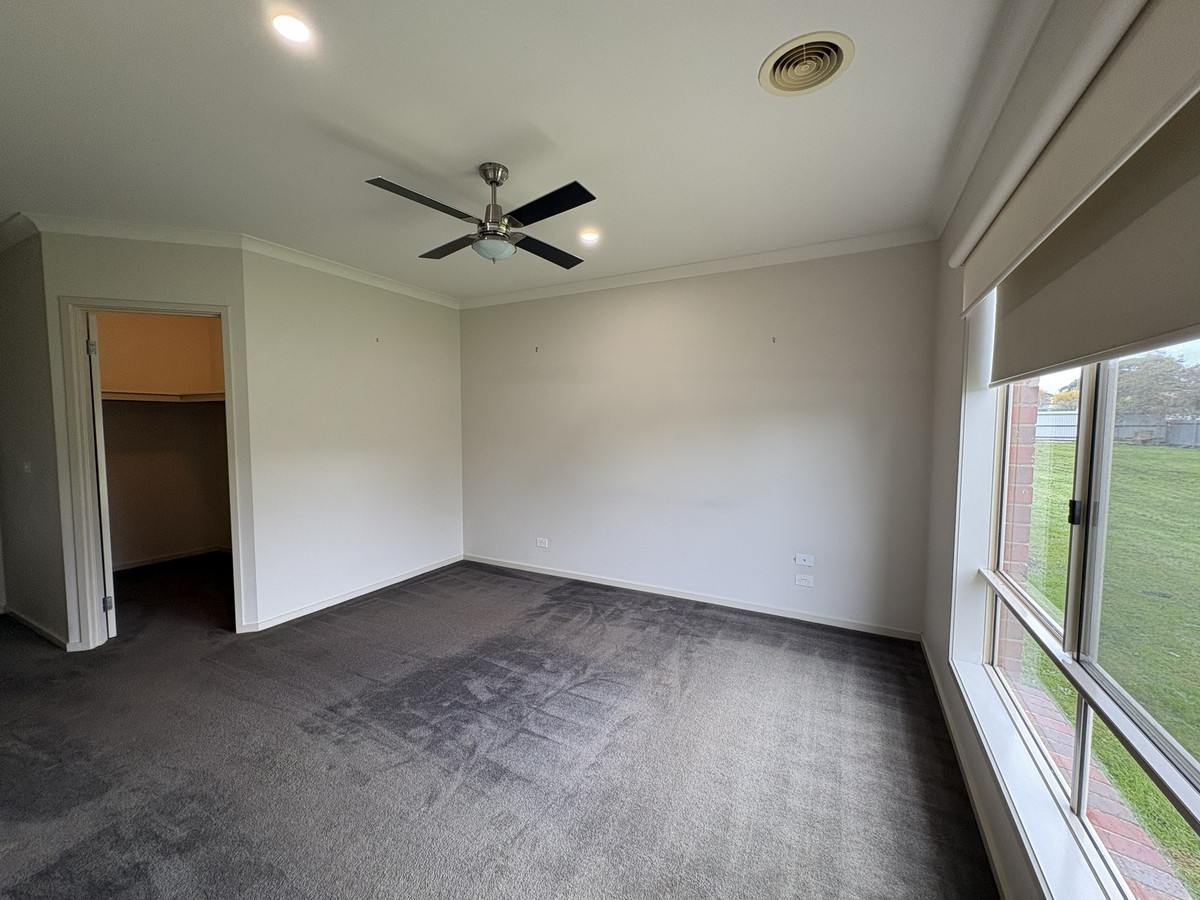 8 Dover Street, COBDEN VIC 3266, Cobden - Thumbnail 6
