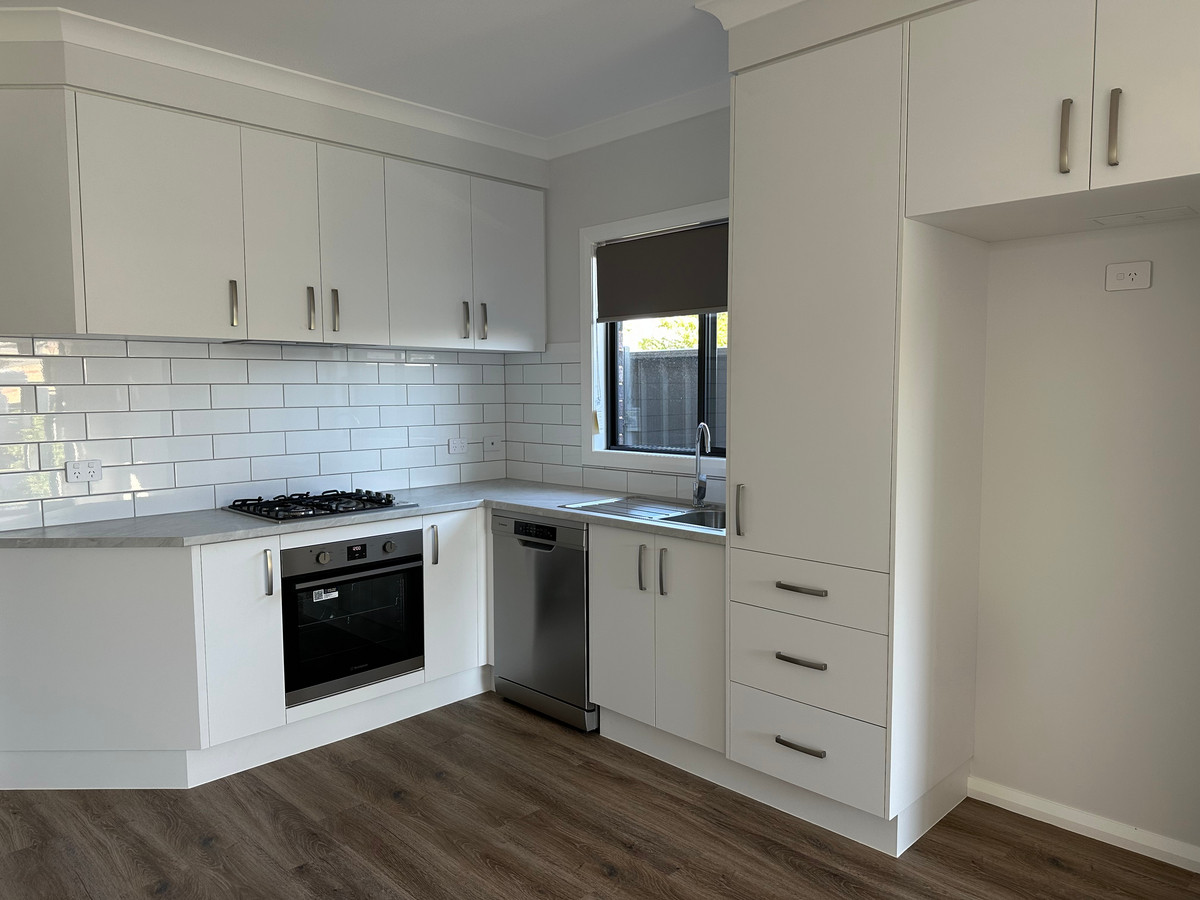 5 Hamilton Place, Mount Waverley, VIC, 3149, Shepparton - Thumbnail 2
