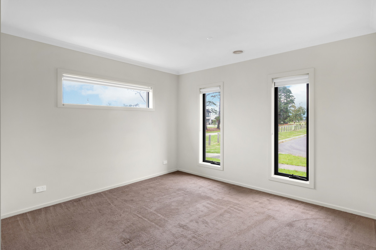 15 Meadows Drive, Officer VIC 3809, Officer - Thumbnail 7