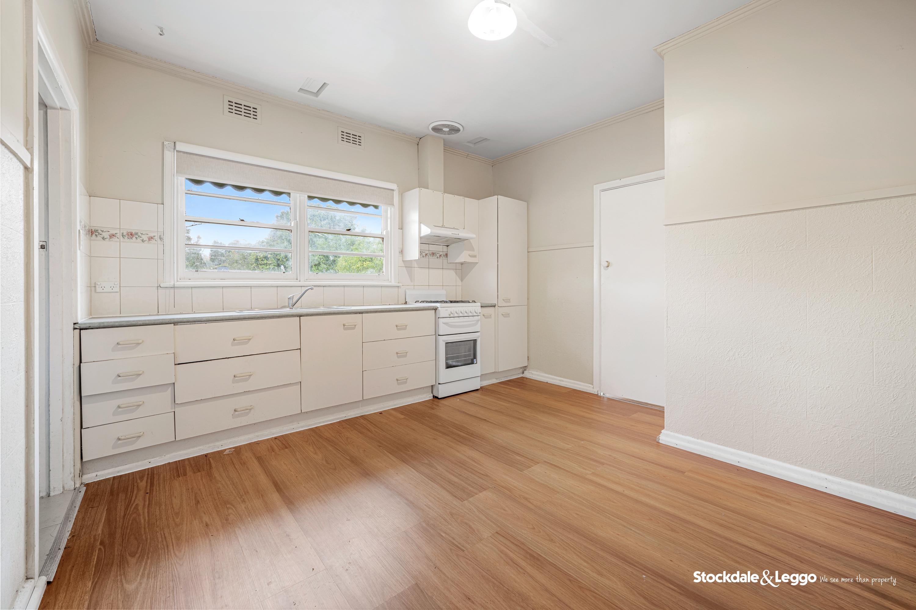 12 Grant Street, Dandenong VIC, Dandenong - Thumbnail 4