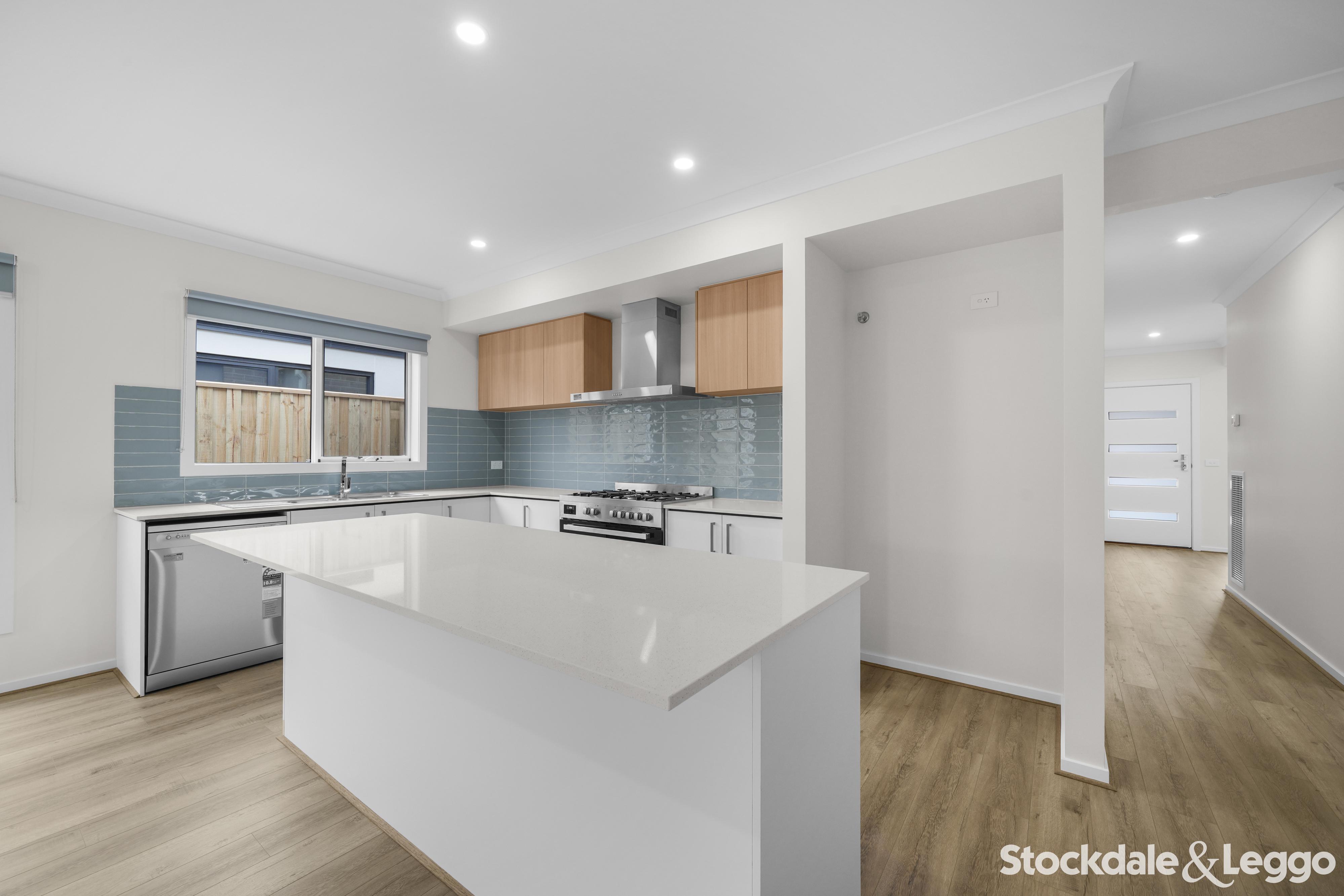 3 Kalbarri Street, Donnybrook VIC, Donnybrook - Thumbnail 3