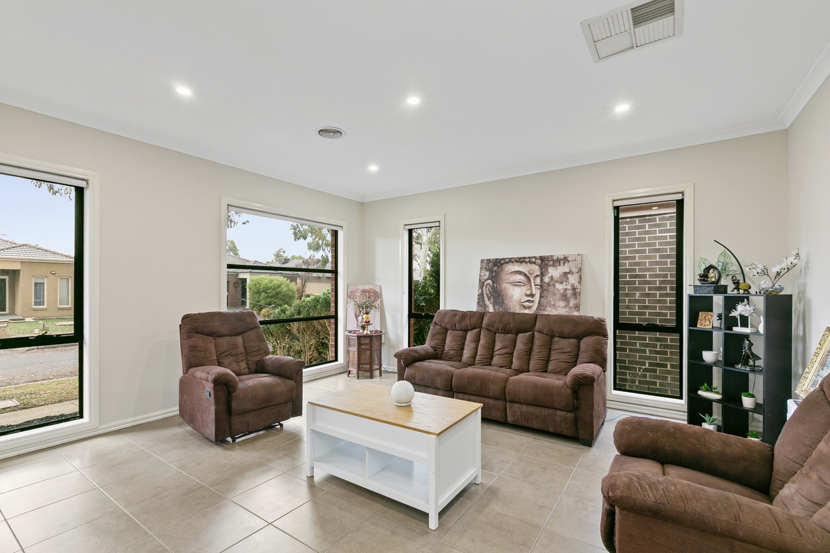 6 Aralia Way, Mernda VIC 3754, Mernda - Thumbnail 2