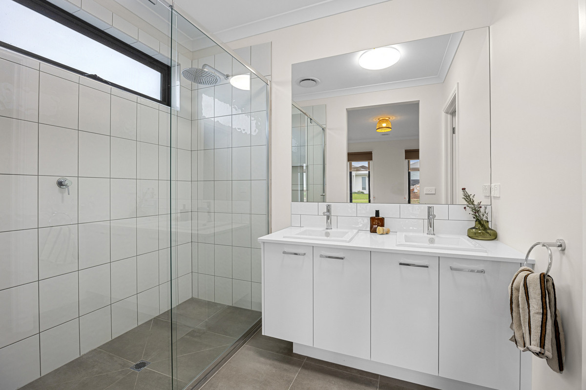11 Lee Street, Warrnambool VIC 3280, Warrnambool - Thumbnail 8