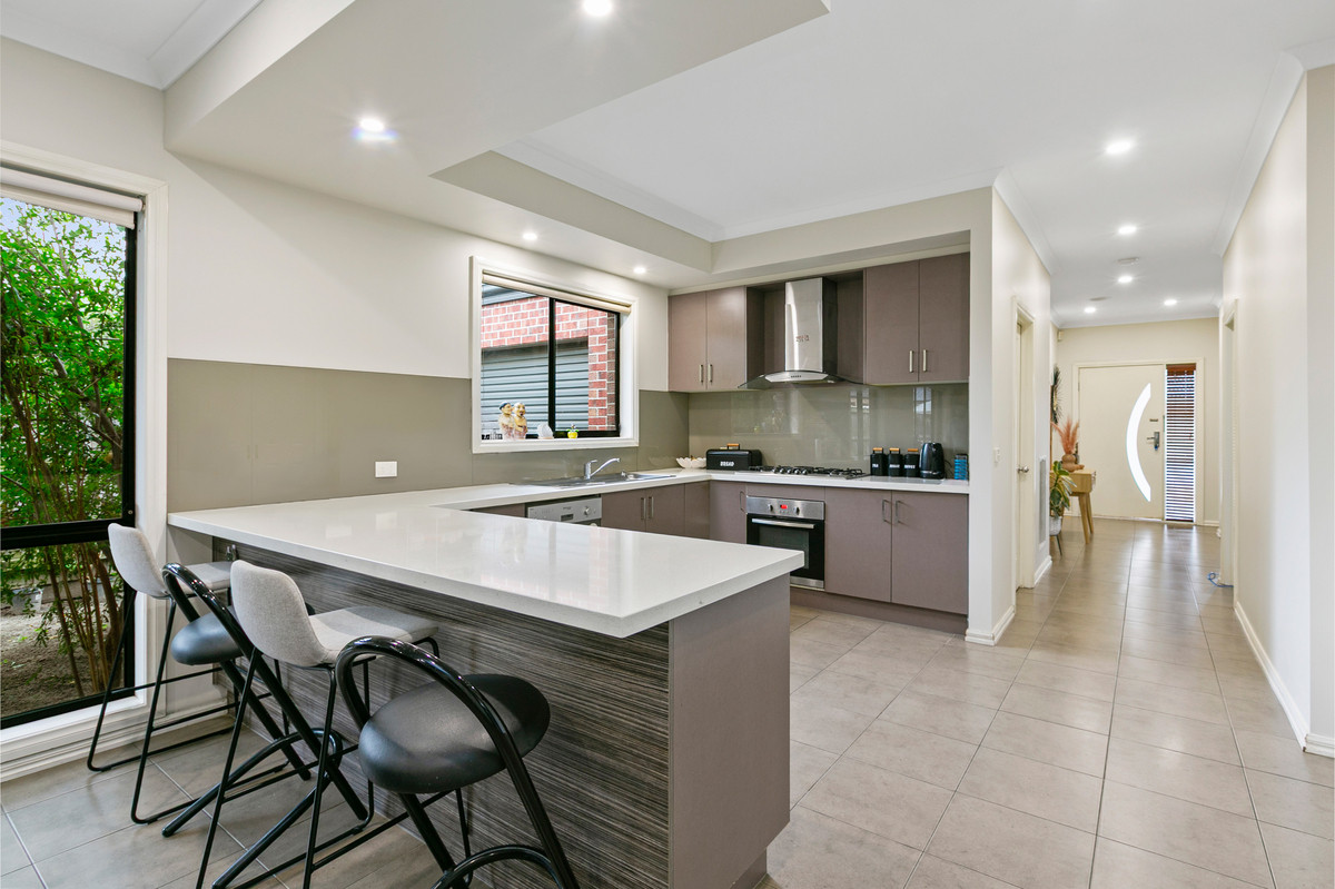 6 Aralia Way, Mernda VIC 3754, Mernda - Thumbnail 4