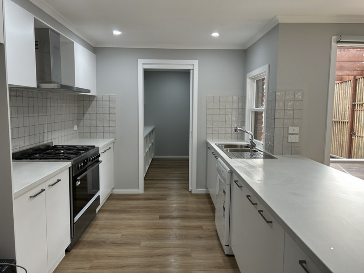 413 Tinworth Avenue, Mount Clear VIC 3350, Mount Clear - Thumbnail 2